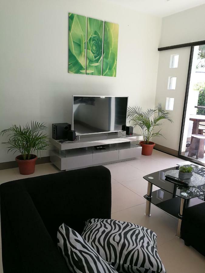 Oceanside 2 Bedroom House, 100Mbps Wifi Panglao Bagian luar foto